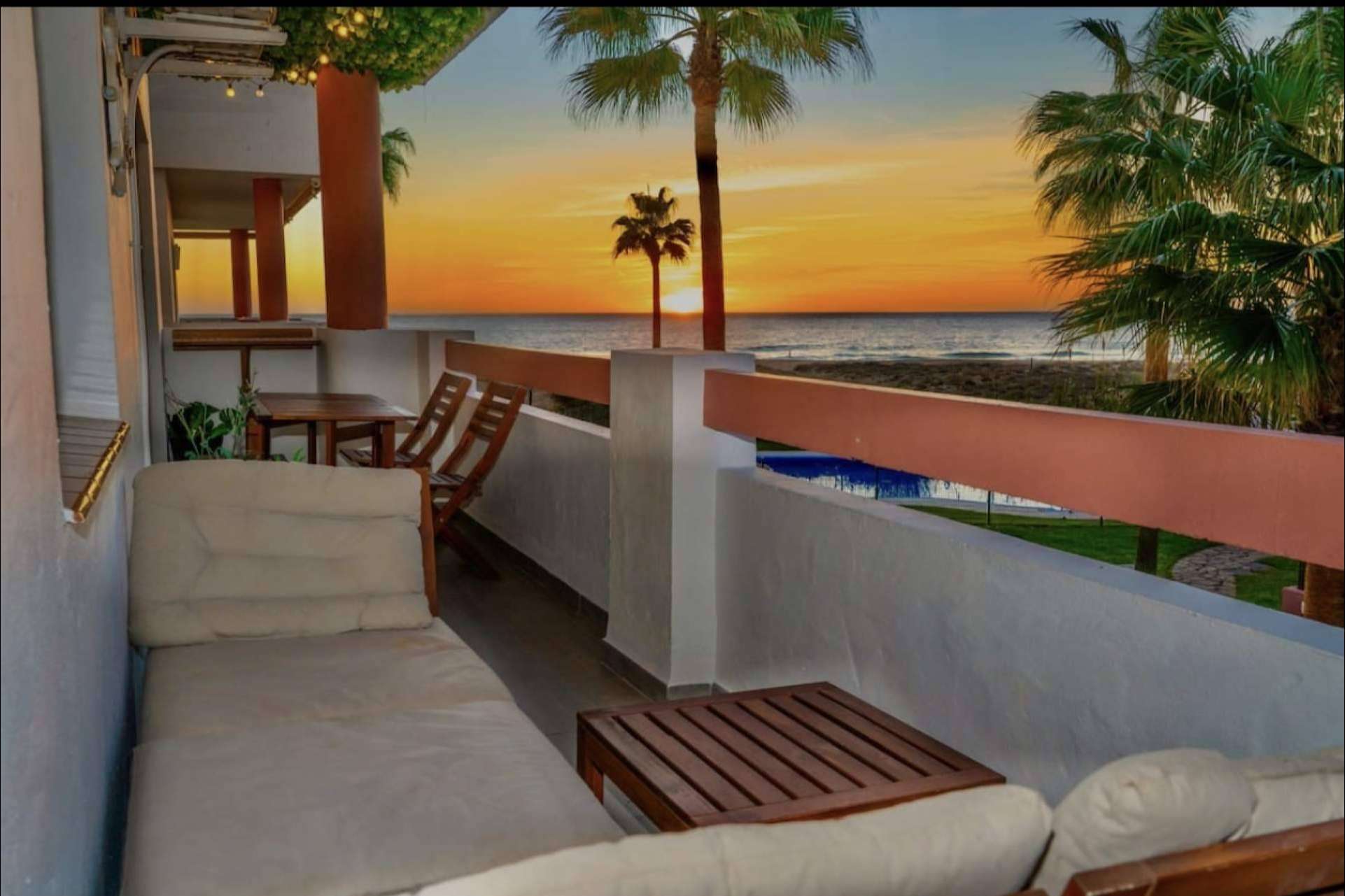 En Zahara de los Atunes, uno de los mejores alojamientos es Apartasuites Royal Zahara