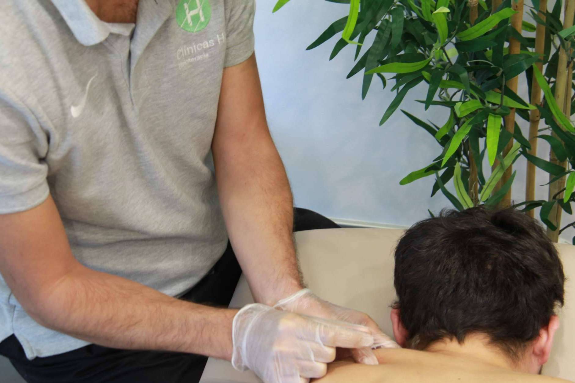 Punción seca para patologías músculo esqueléticas, de la mano de Clínicas H3