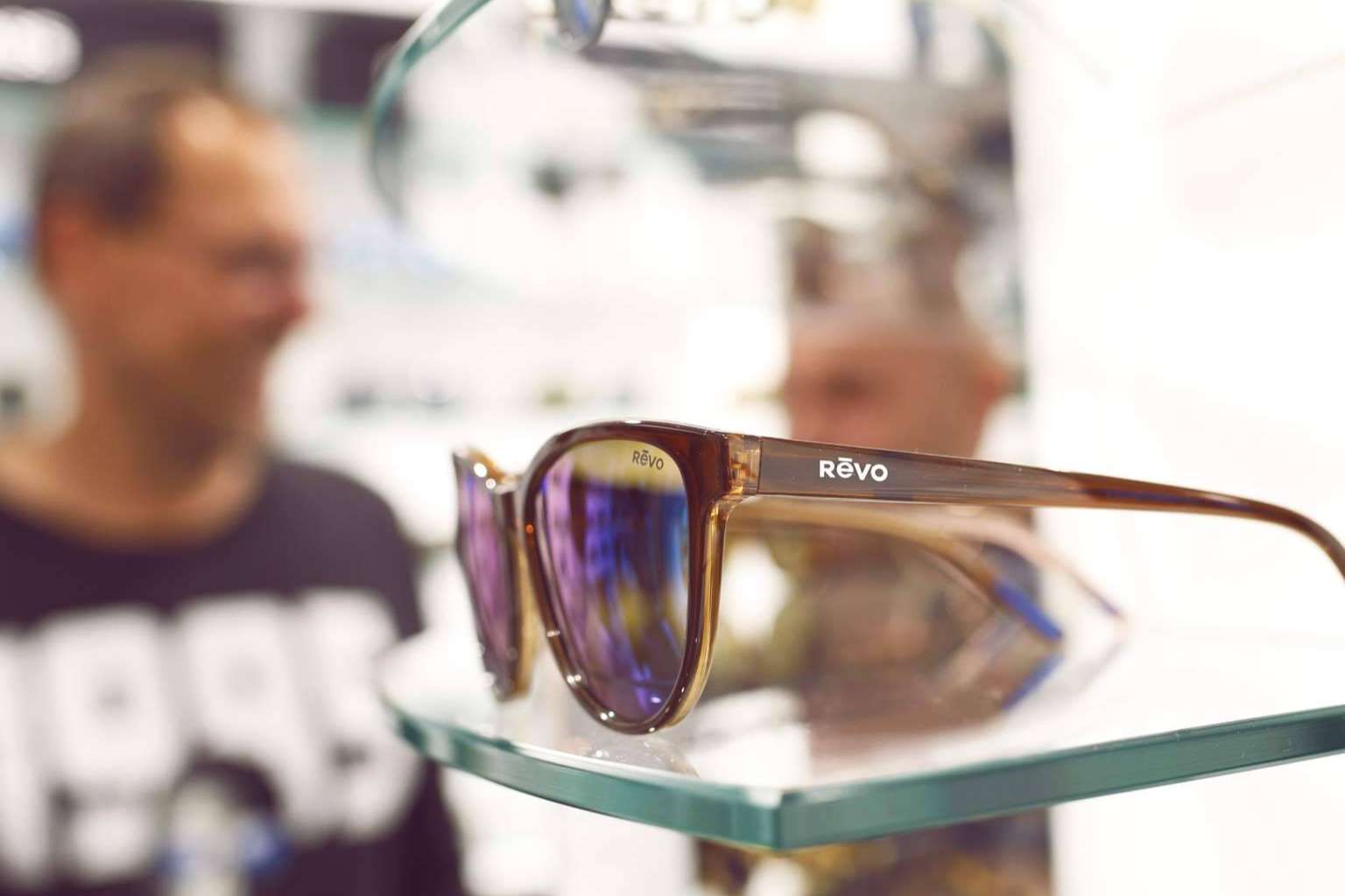 Rēvo aterriza en Barcelona, la tecnología espacial de la NASA llega a la protección ocular