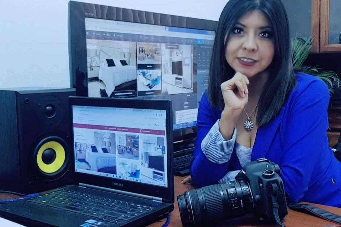 Aprender a través de cursos online con profesores en vivo con la Academia Barter Rubio