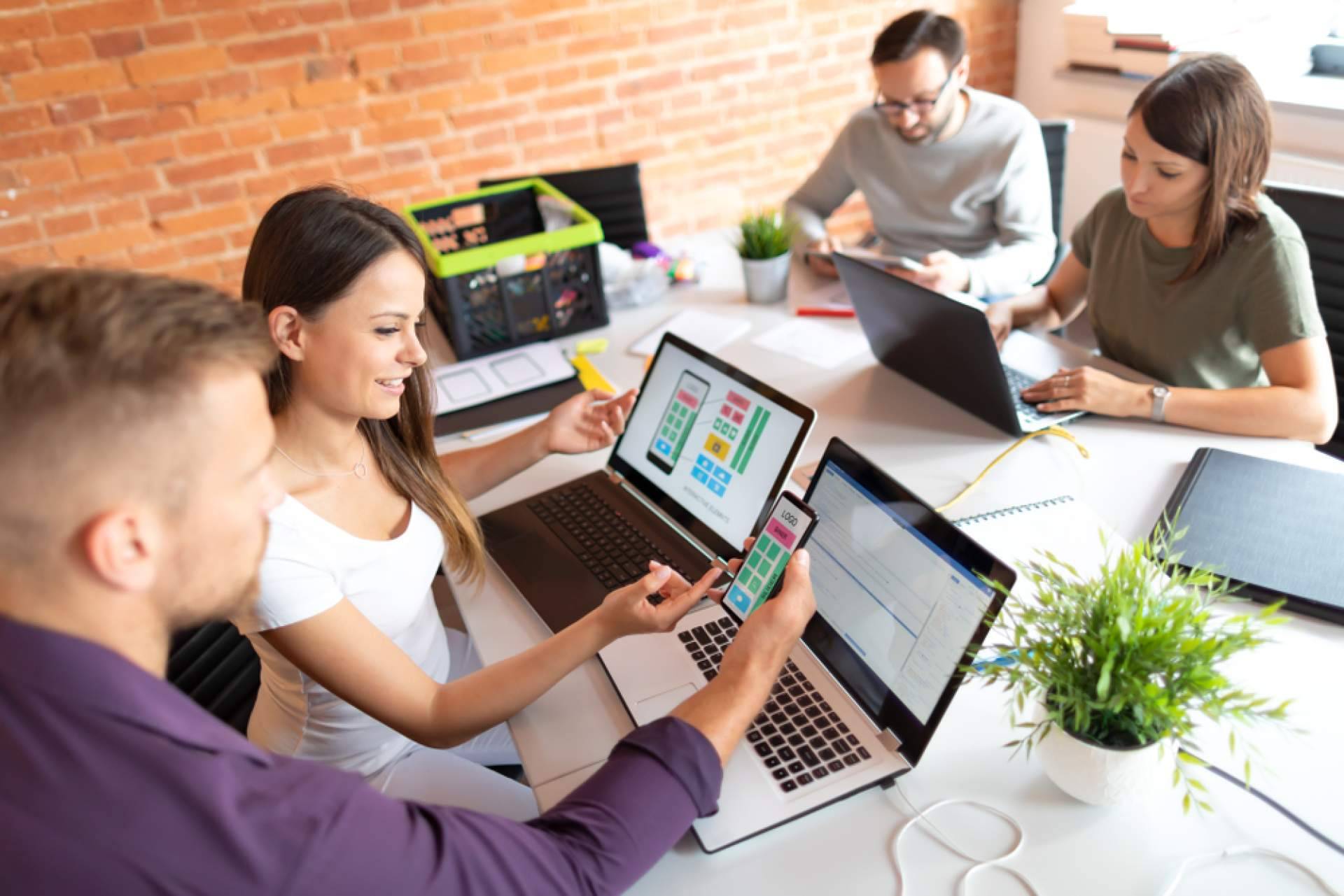 Un ejemplo de adaptación constante a las nuevas tecnologías, Pukkas