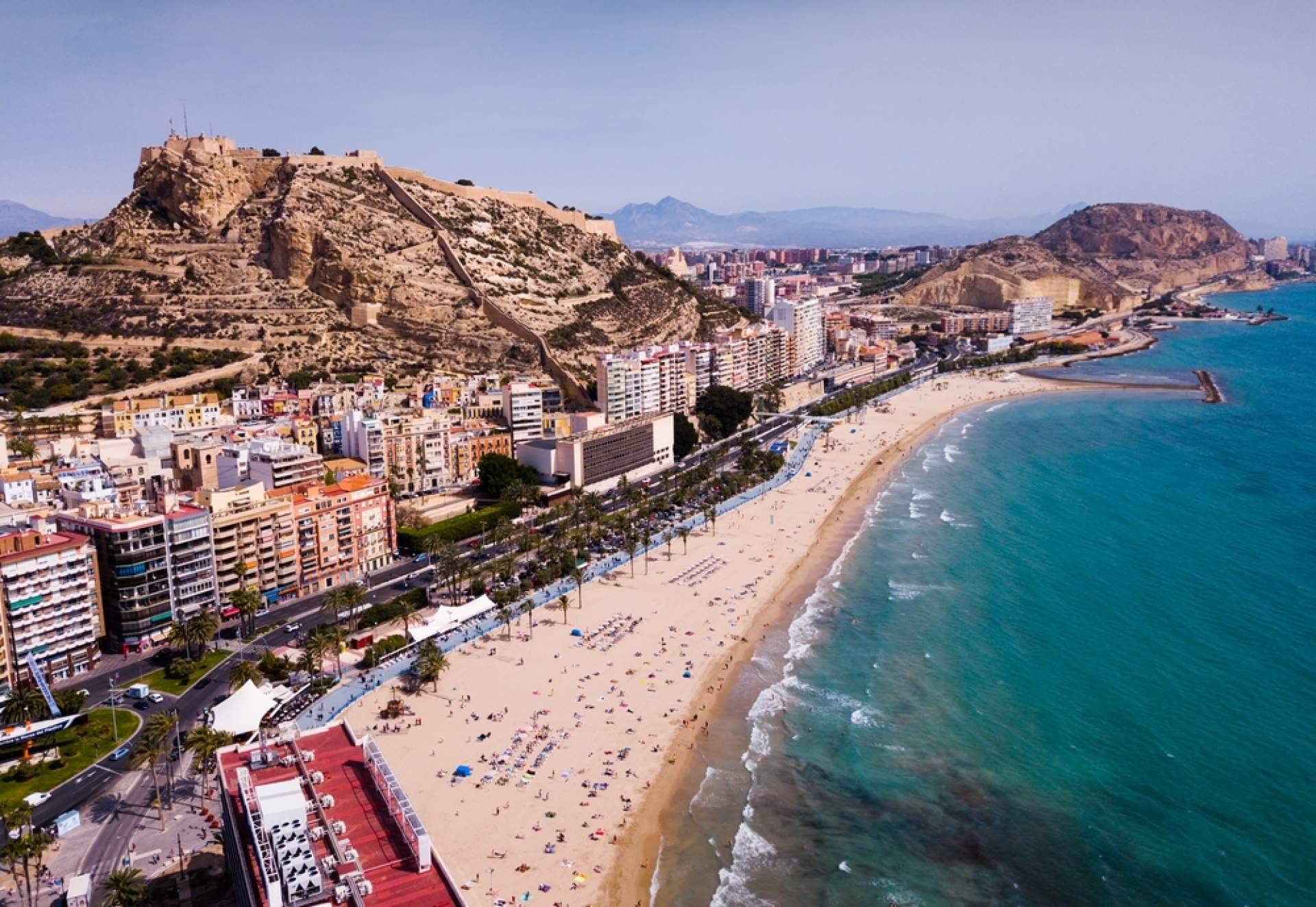 HOME TARGET pone una propiedad en venta en Costa Blanca
