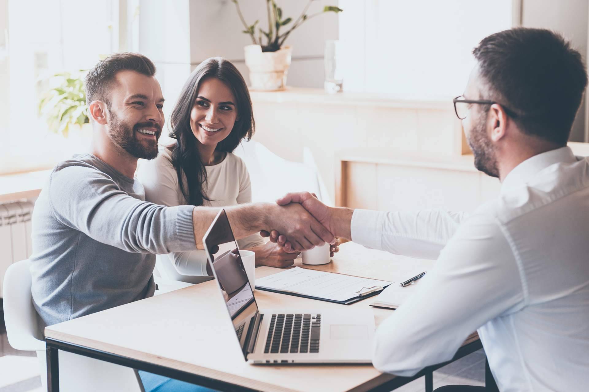 Para vender una vivienda ¿Por qué es importante la ayuda de una inmobiliaria como Inmocat?