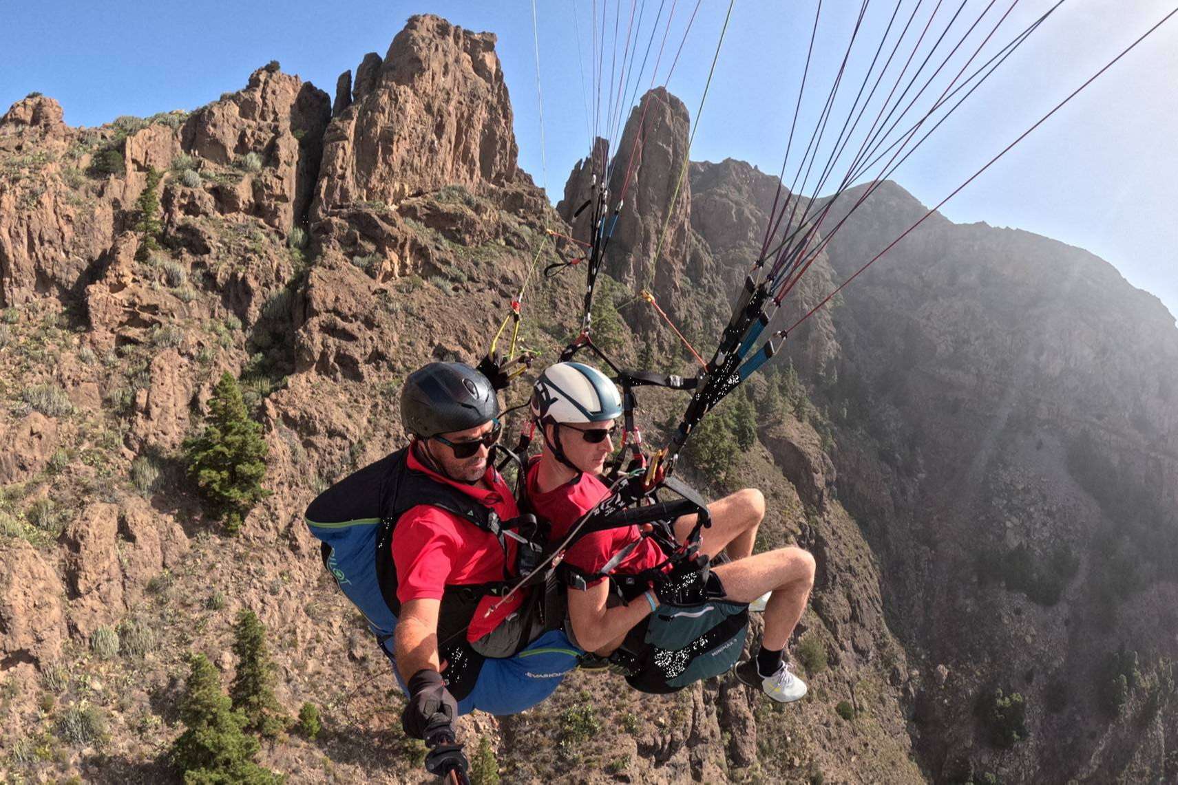 Tenerfly ofrece la experiencia de tocar el cielo de Tenerife con la máxima seguridad