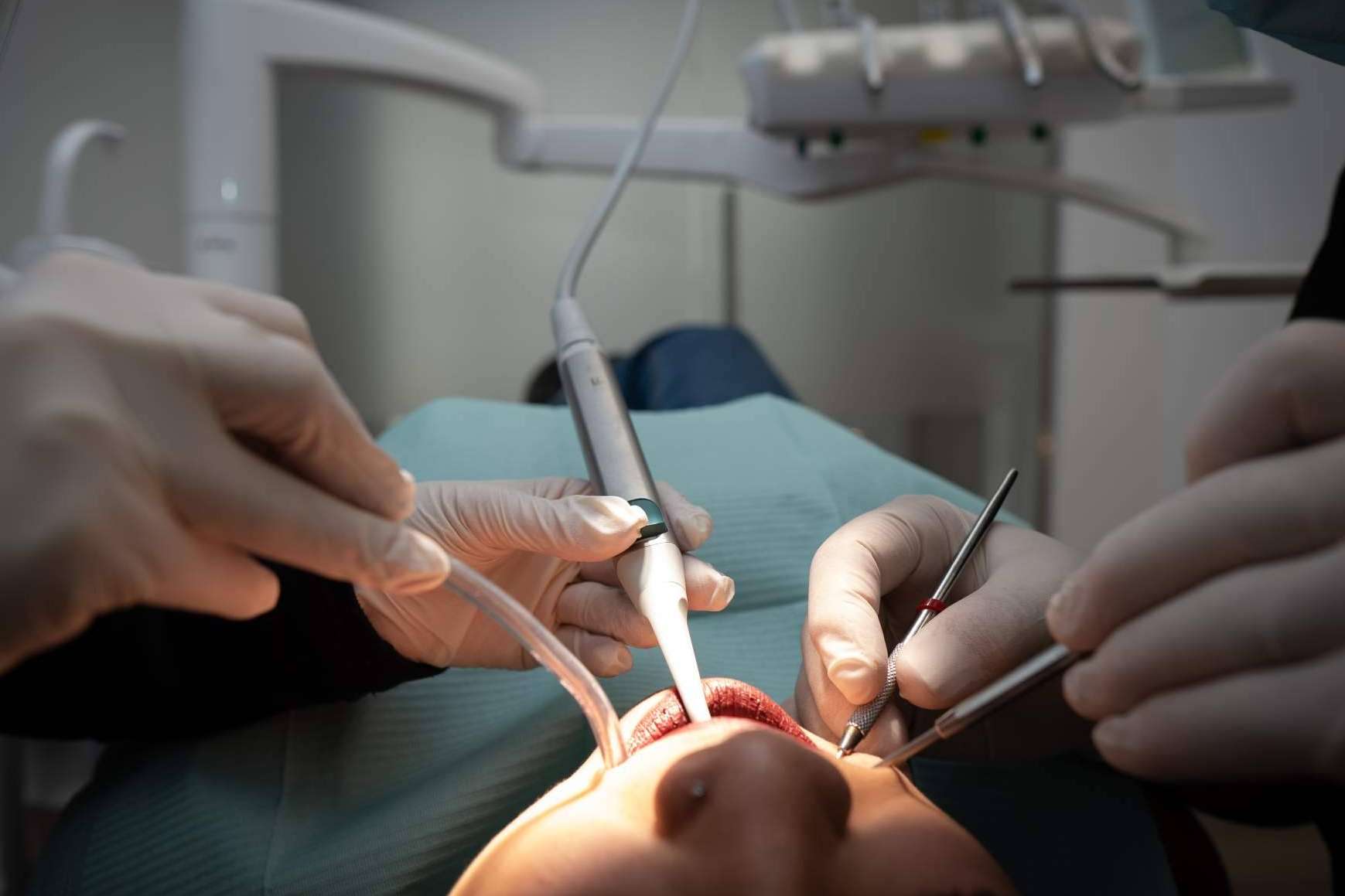 La clínica especializada en servicios odontológicos y cirugía maxilofacial, Clínica Calvo de Mora