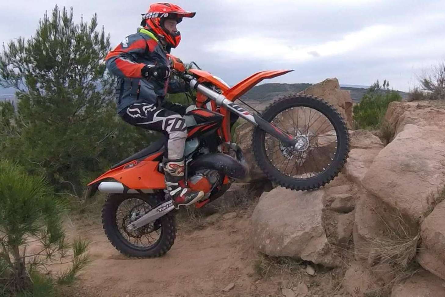 ¿De qué se trata el sistema tubeless enduro de NomOusse?