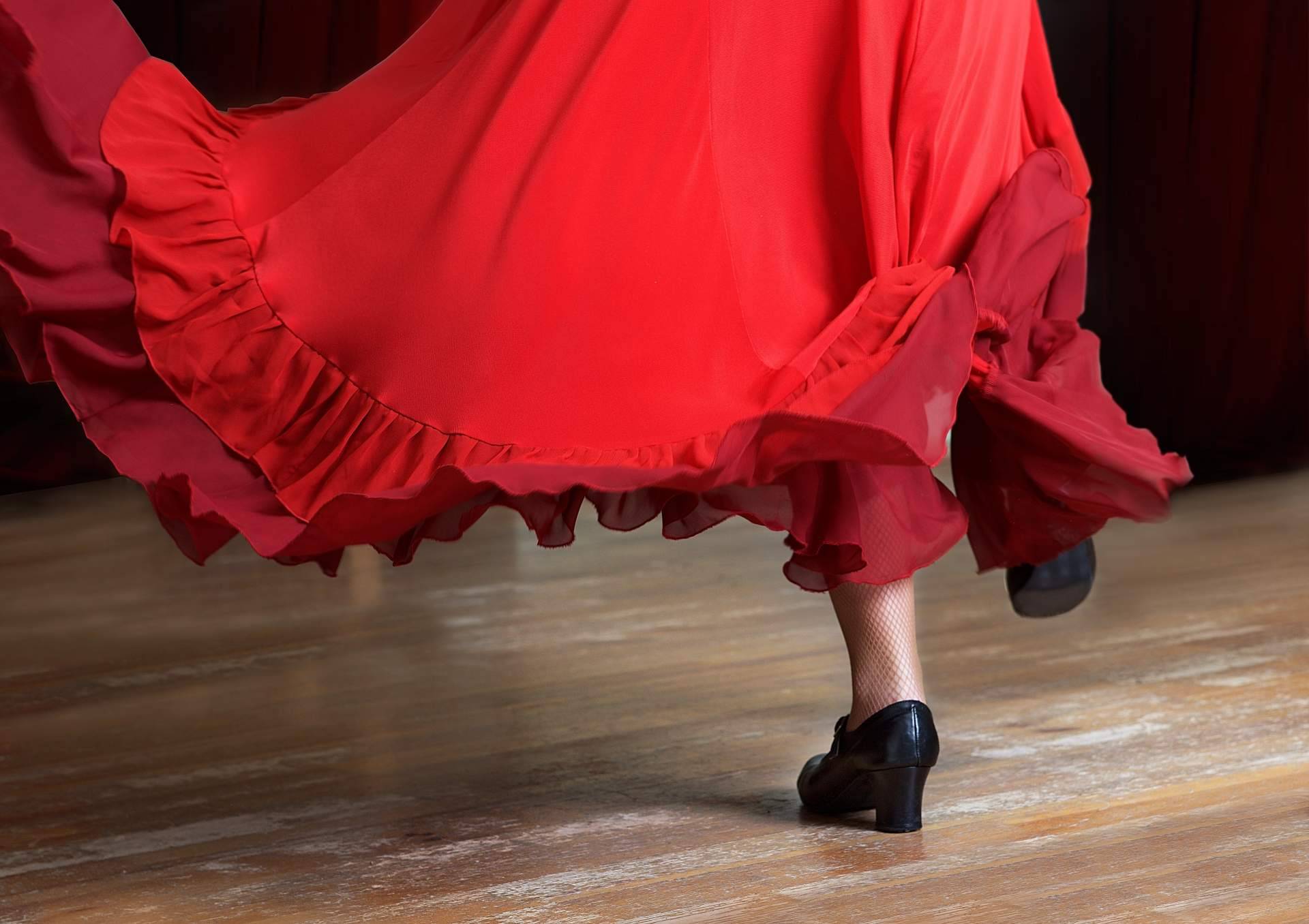 Cómo elegir los zapatos de baile flamenco ideales con la ayuda de Viva La Feria