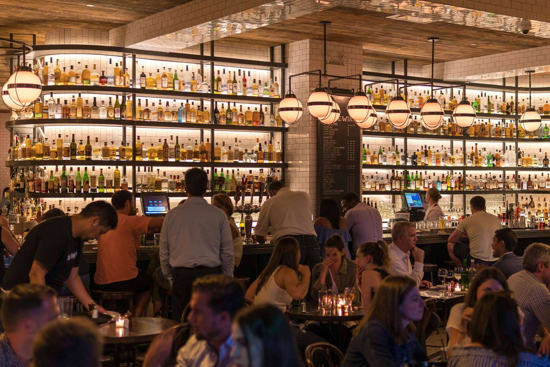 El poder de la iluminación en el interiorismo de restaurantes, de la mano de INDAStudio