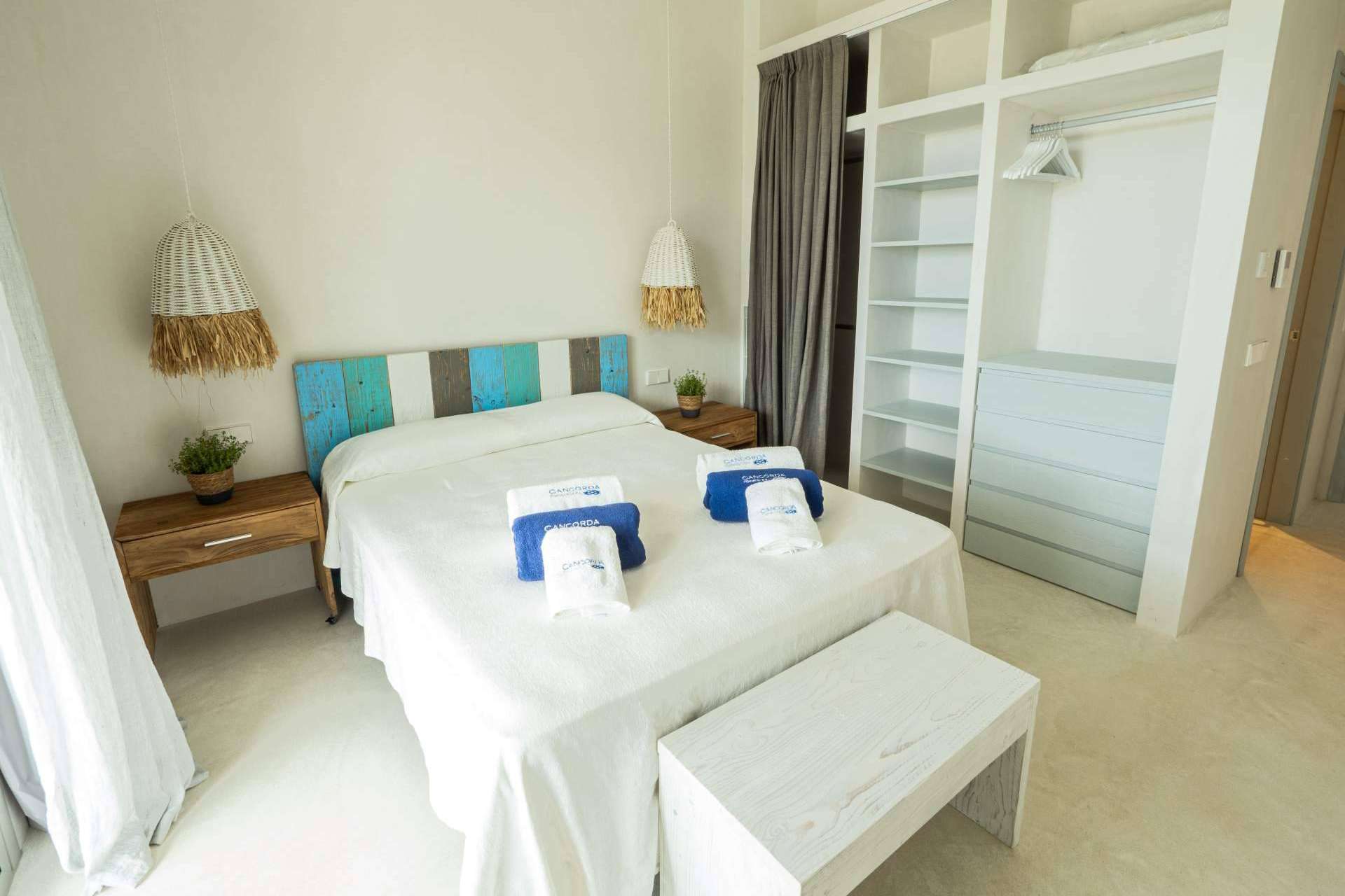 Alojamiento con servicios excelentes en Formentera e Ibiza, con Can Corda