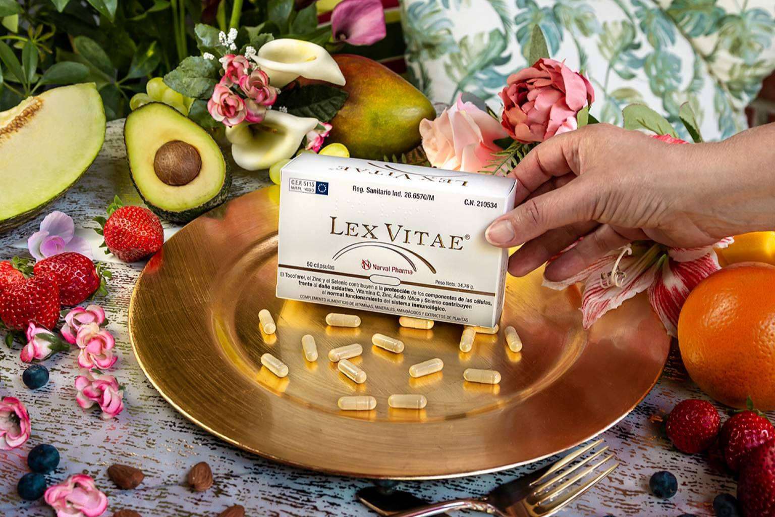 Lex Vitae, complemento alimenticio para el cuidado de la piel desde adentro