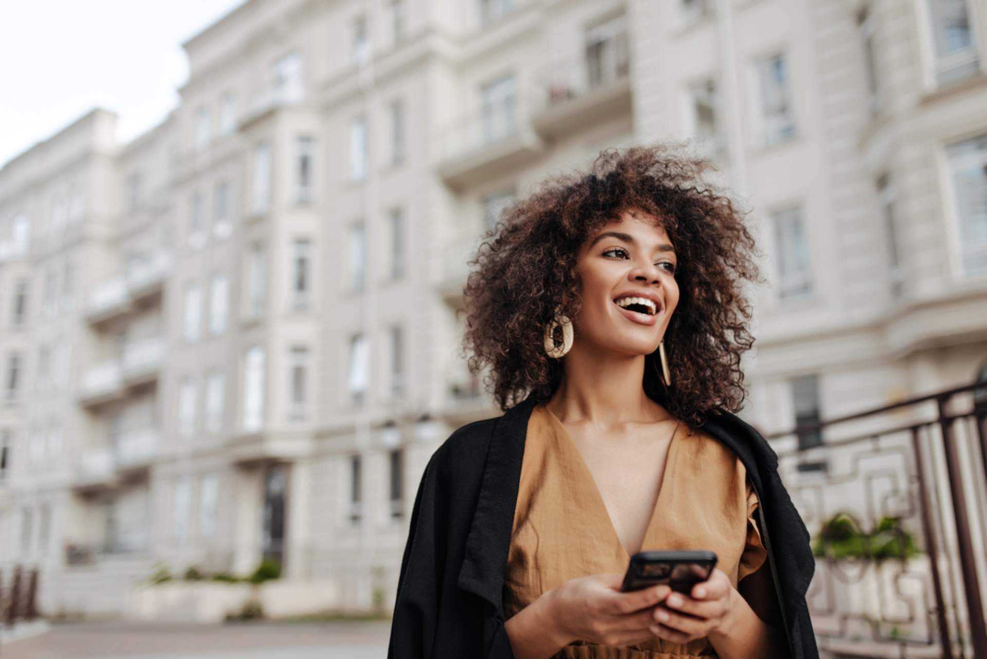 Conecta Wireless ofrece una centralita de telefonía IP móvil para trabajar en remoto con múltiples dispositivos