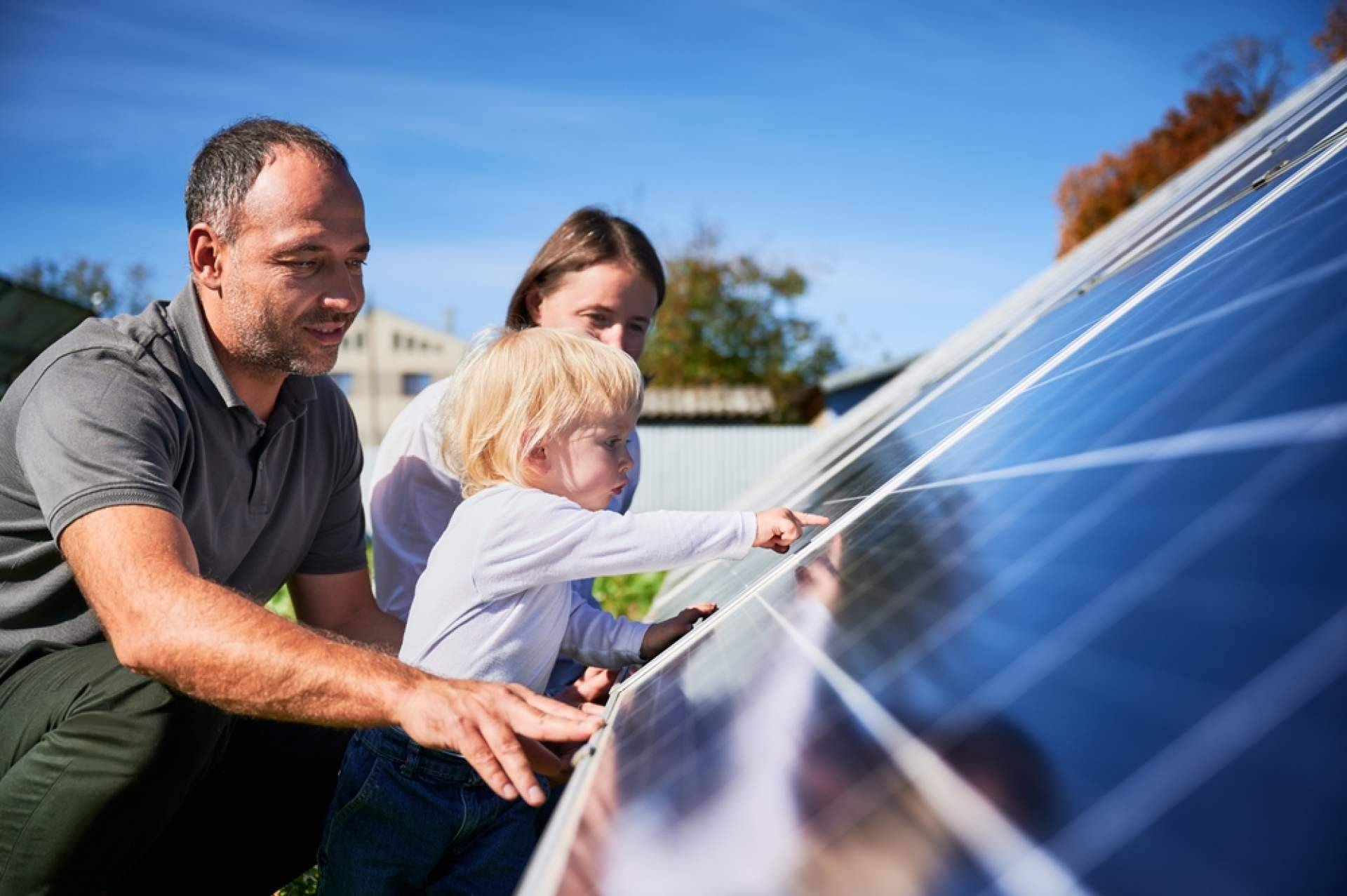Eseo Renovables destaca los beneficios de la energía fotovoltaica