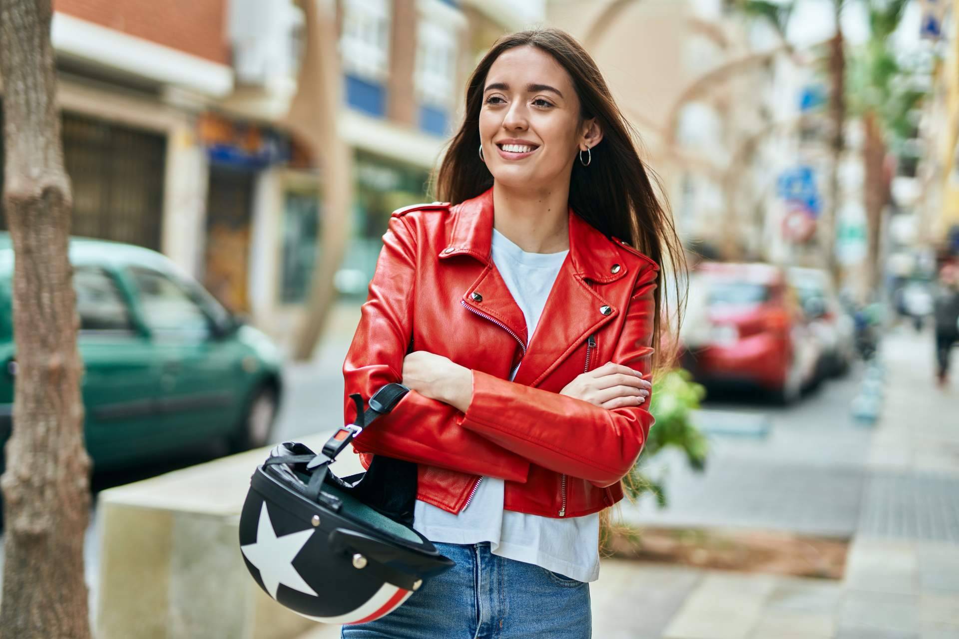 Descubrir la autoescuela ideal para obtener el carnet de moto en Madrid