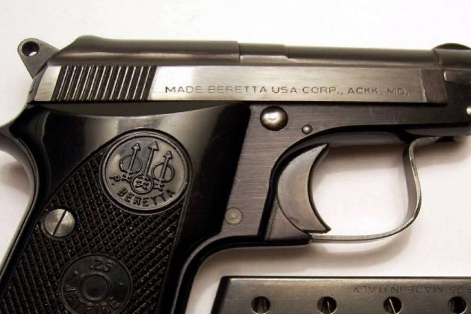El proceso para renovar el permiso de armas en Madrid