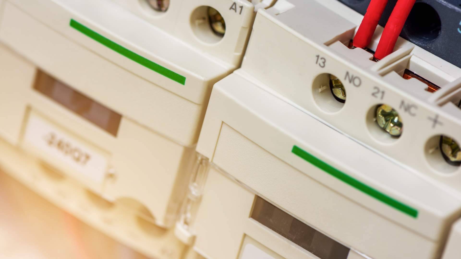 Soluciones de material eléctrico Schneider Electric para profesionales con Cadenzaelectric