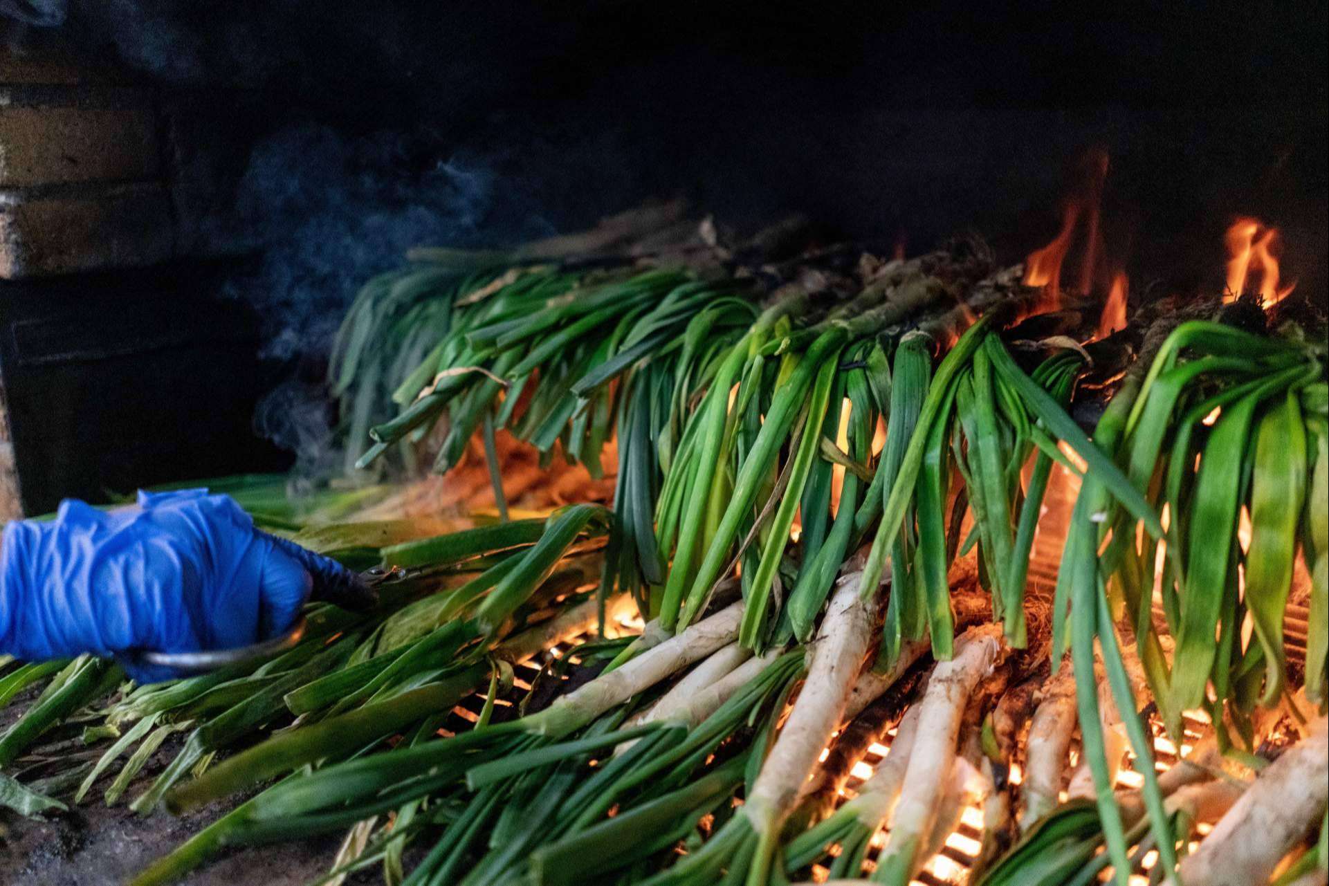 Pasa Tapas da la bienvenida a la temporada de calçots con menús variados