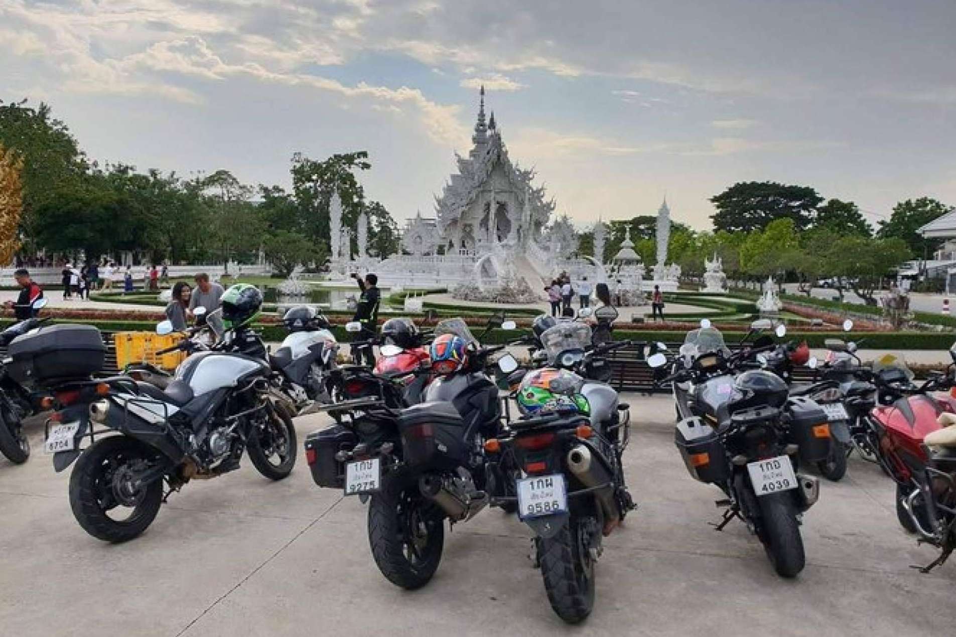Descubrir Tailandia en moto, una experiencia única con Motorbeach Viajes