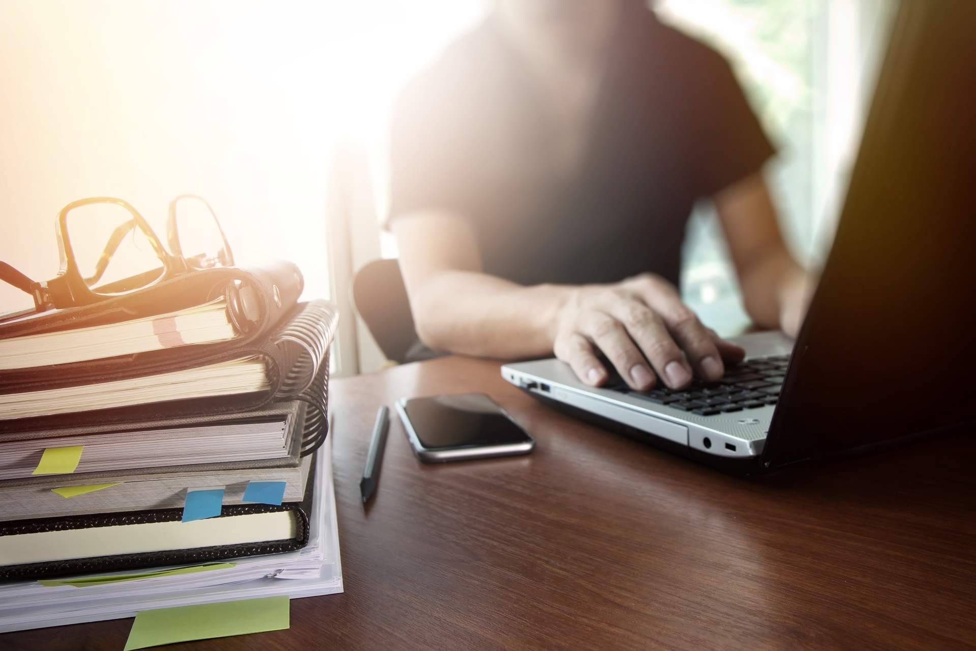 Automatización de negocios para el verano; cómo optimizar un negocio digital sin invertir horas técnicas