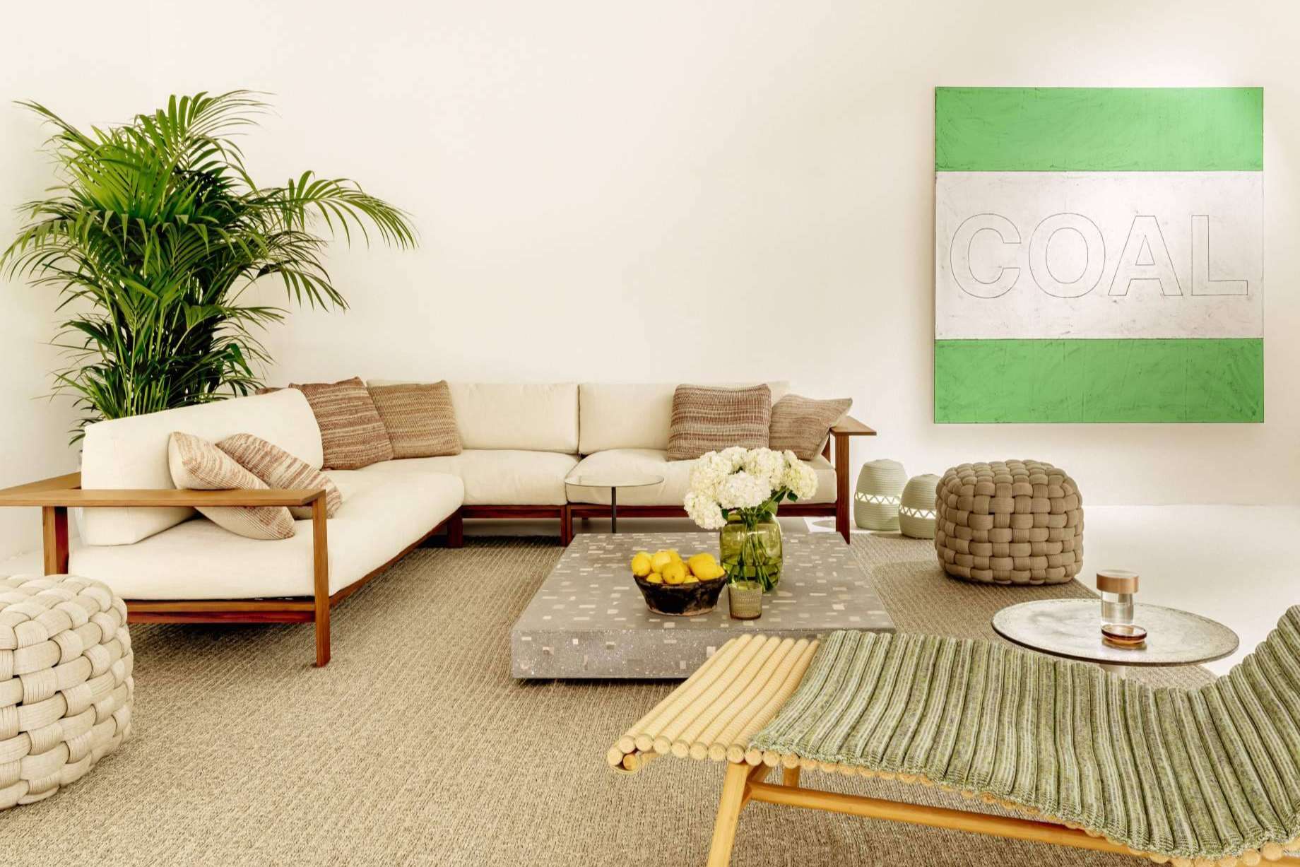 Diseño contemporáneo y belleza artesanal en la muestra de Paola Lenti en Madrid