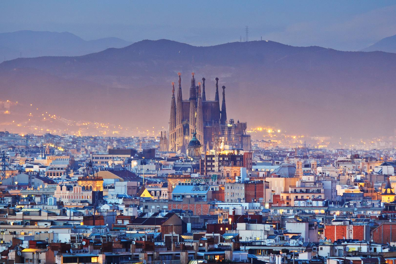 Alta demanda, impagos y ocupaciones; el dilema de los propietarios que alquilan en Barcelona