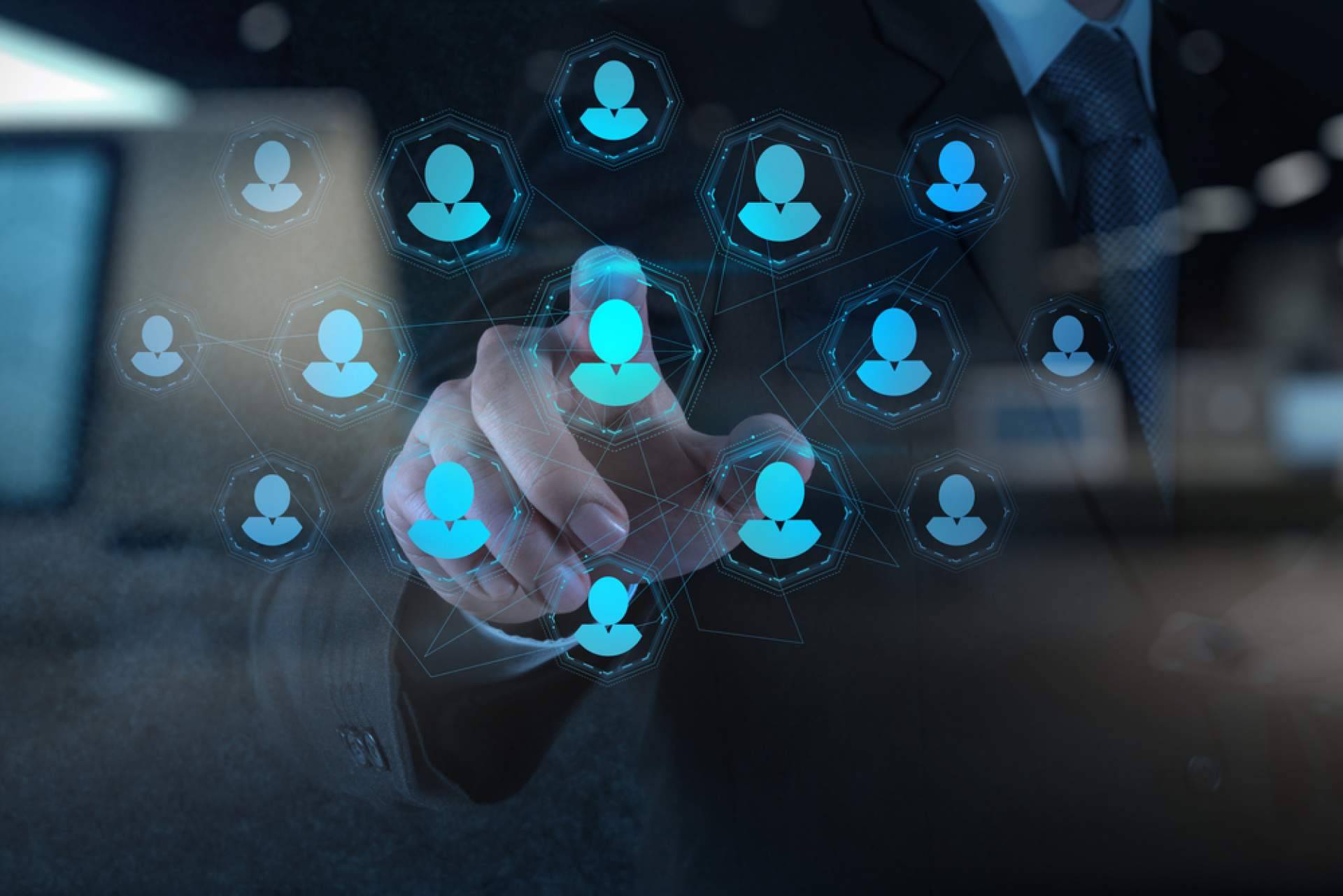 Funneltropía transforma la gestión de clientes con CRMs automatizados orientados a la conversión