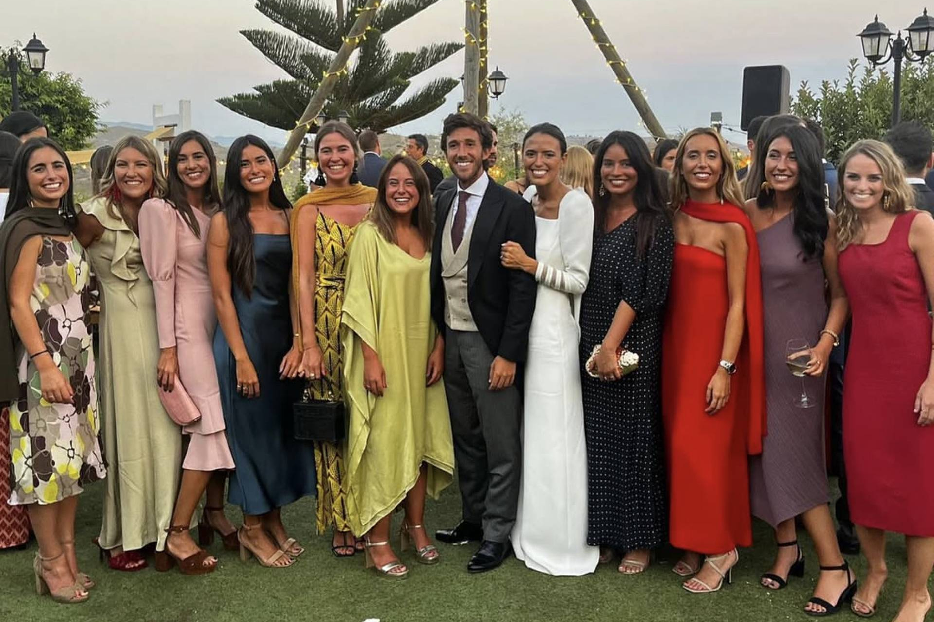 Las firmas españolas de invitada que dominarán las bodas de 2026