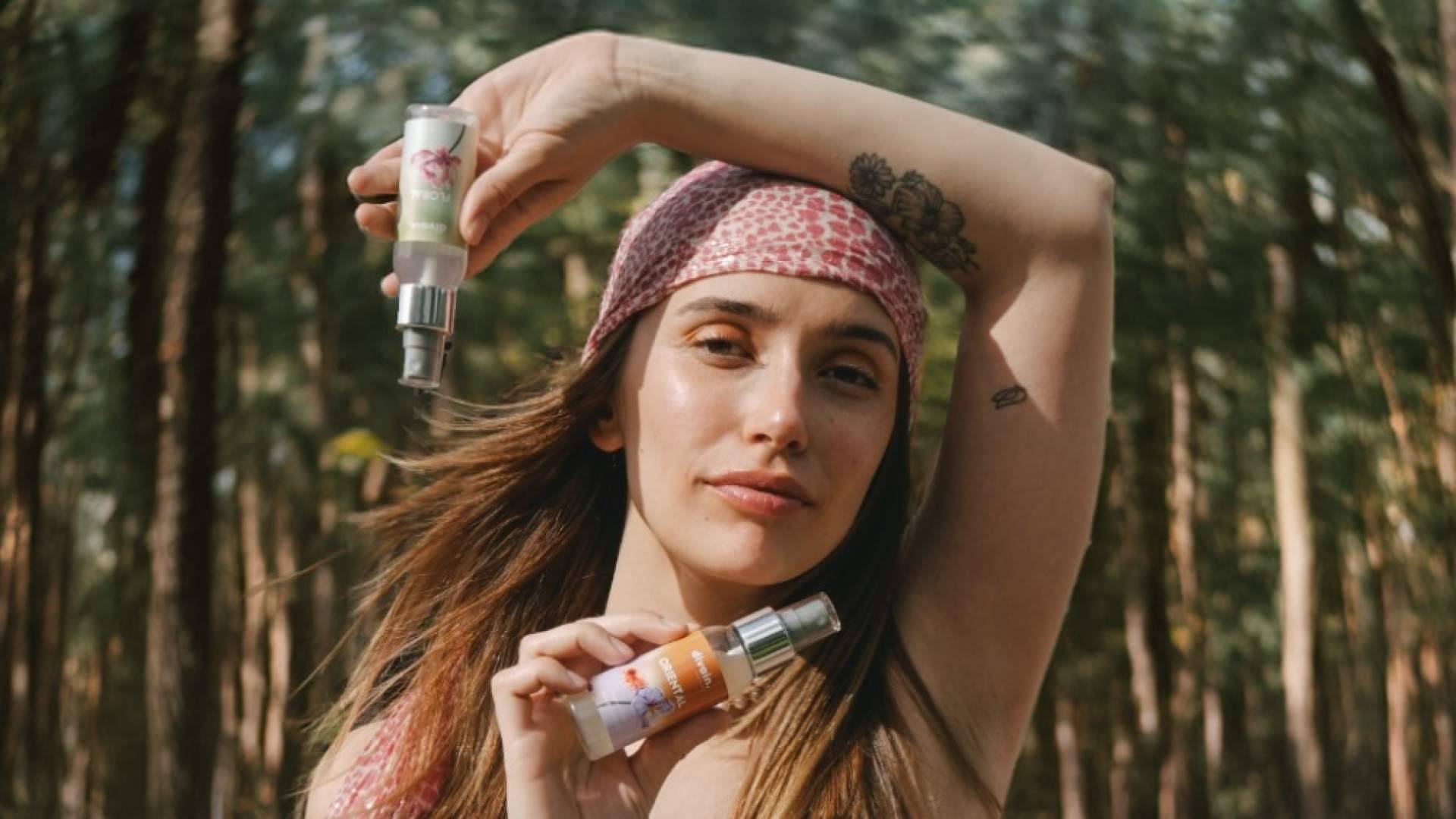 Cómo conseguir que el perfume dure más en verano sin recurrir a retoques constantes