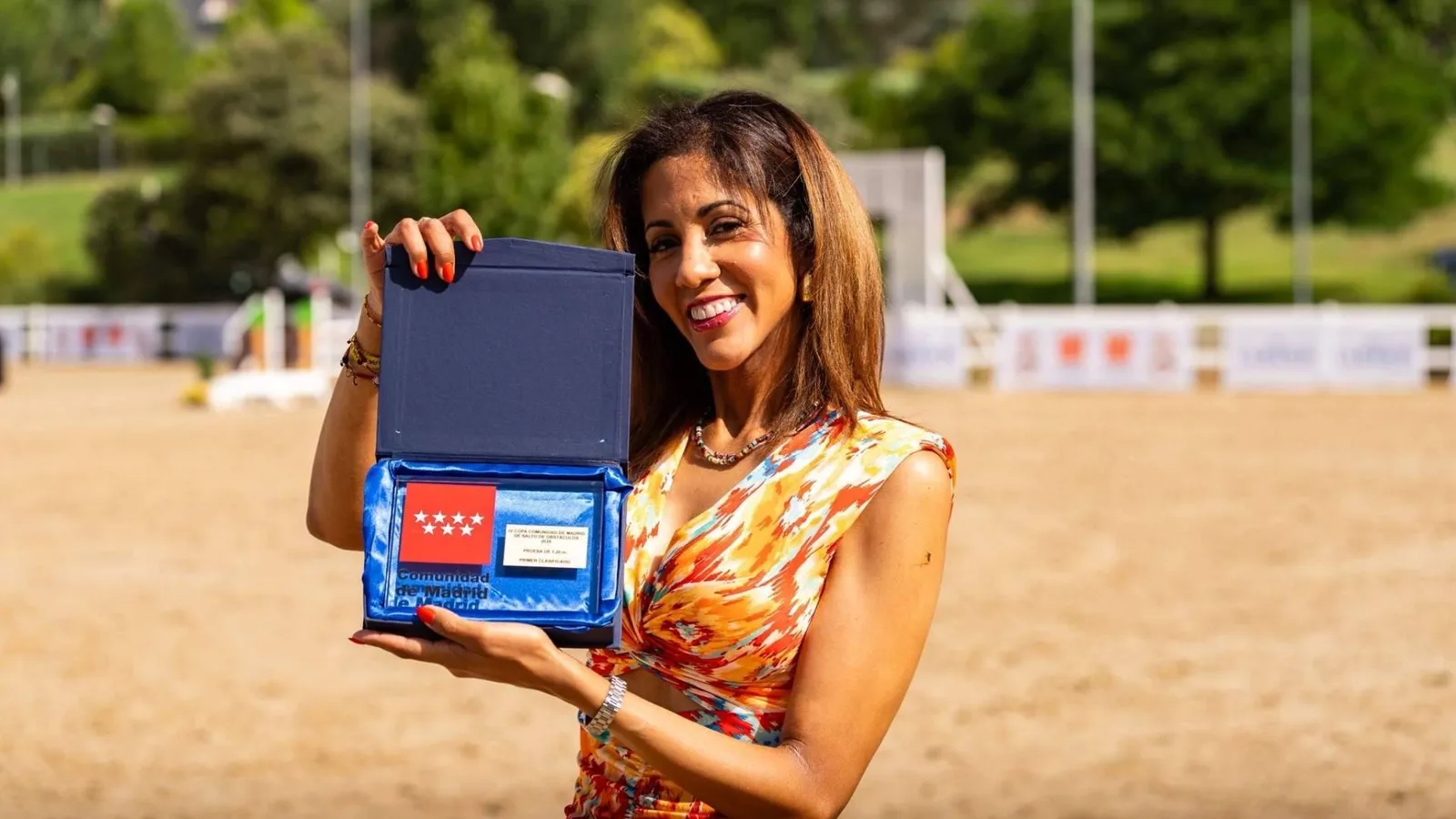 La presentadora Shelly Ramírez amplía su actividad en eventos, congresos y proyectos de comunicación estratégica
