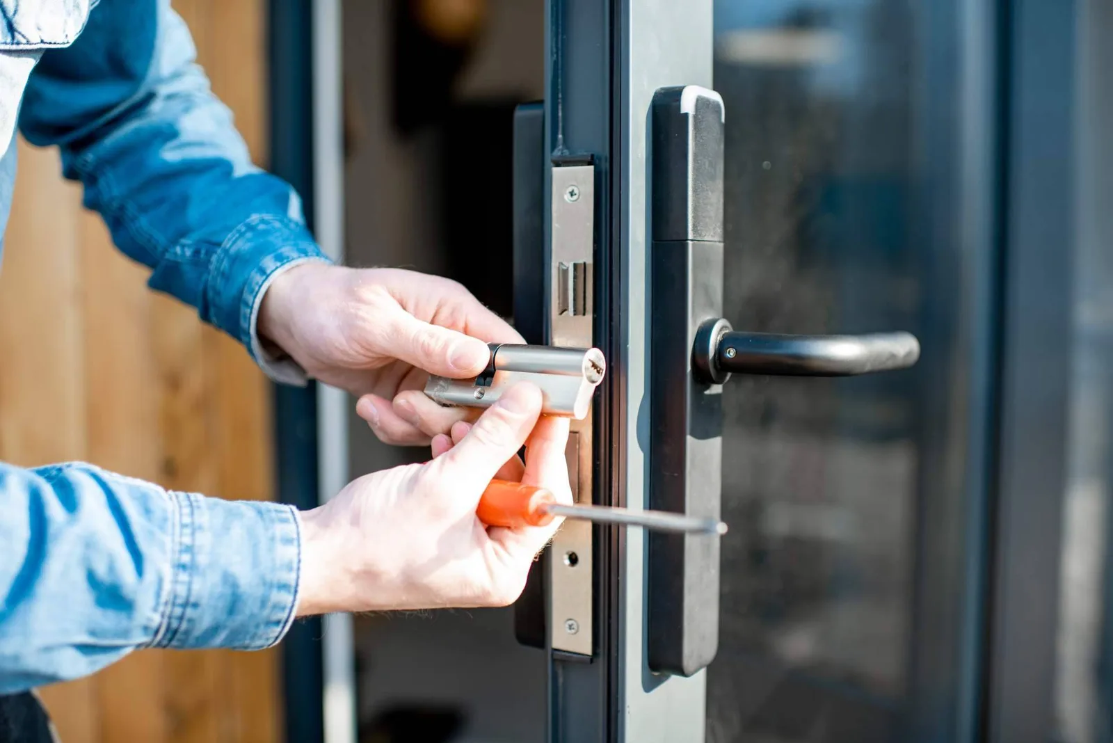 Cerrajeros 24 horas en Madrid, un servicio esencial para resolver urgencias en el hogar